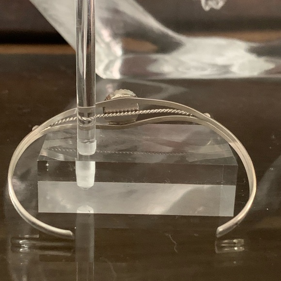 Navajo Kingman Turquoise Cuff - Picture 3 of 4